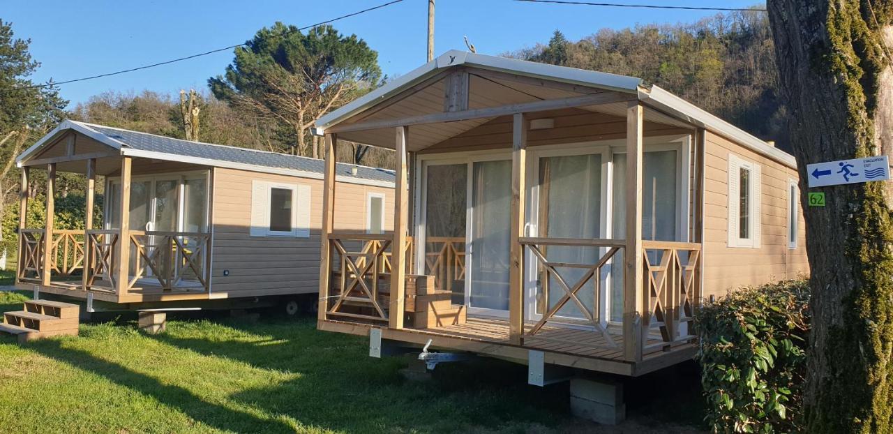Camping Avec Piscine Et Riviere A Tournon Sur Rhone Ardeche Екстериор снимка