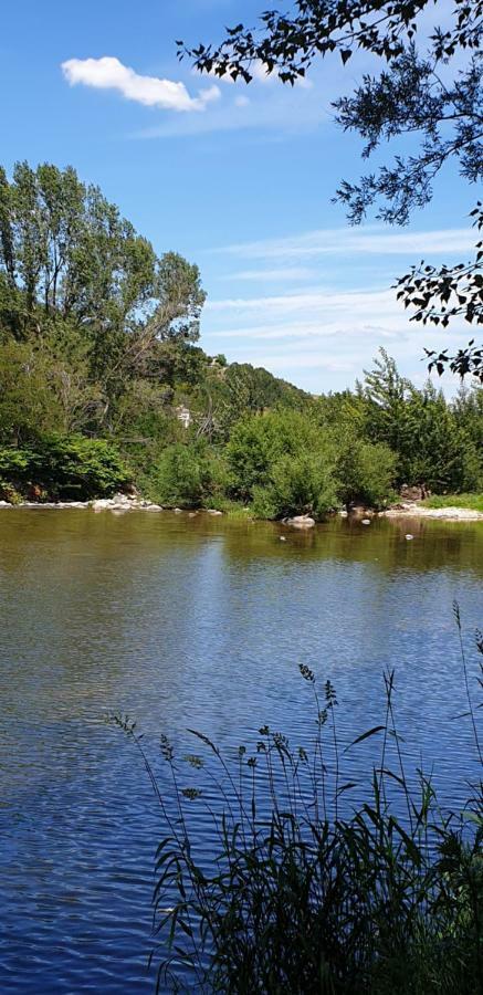 Camping Avec Piscine Et Riviere A Tournon Sur Rhone Ardeche Екстериор снимка