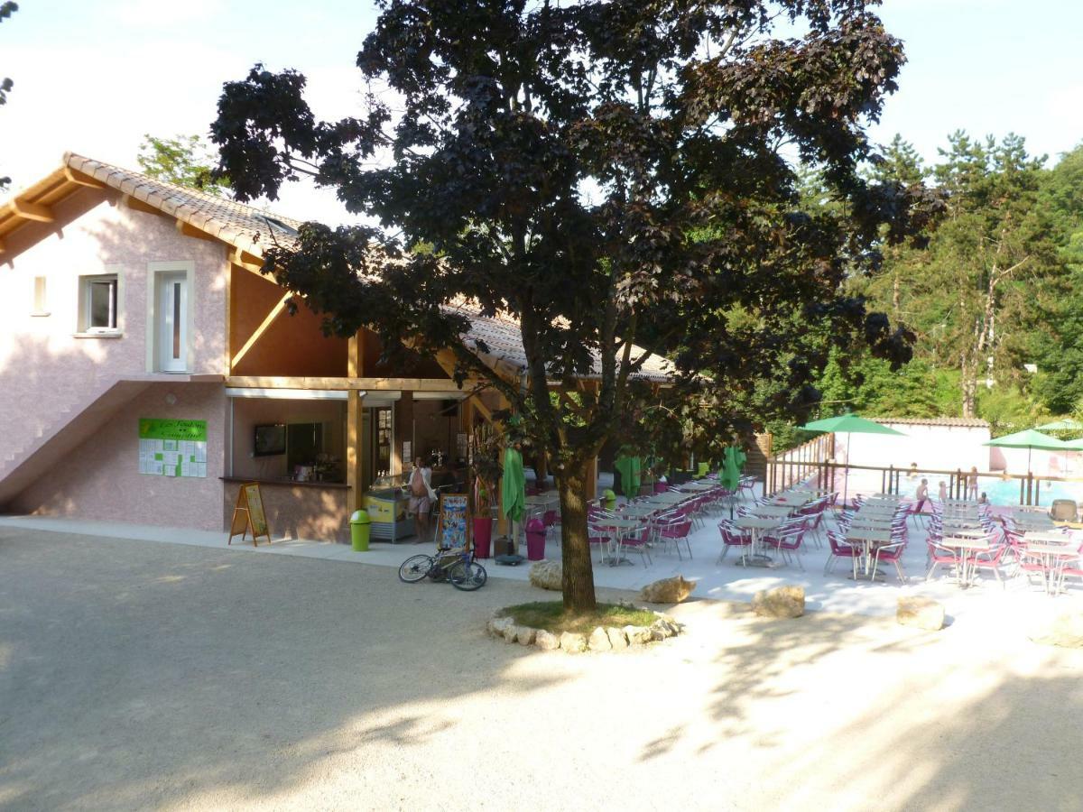 Camping Avec Piscine Et Riviere A Tournon Sur Rhone Ardeche Екстериор снимка